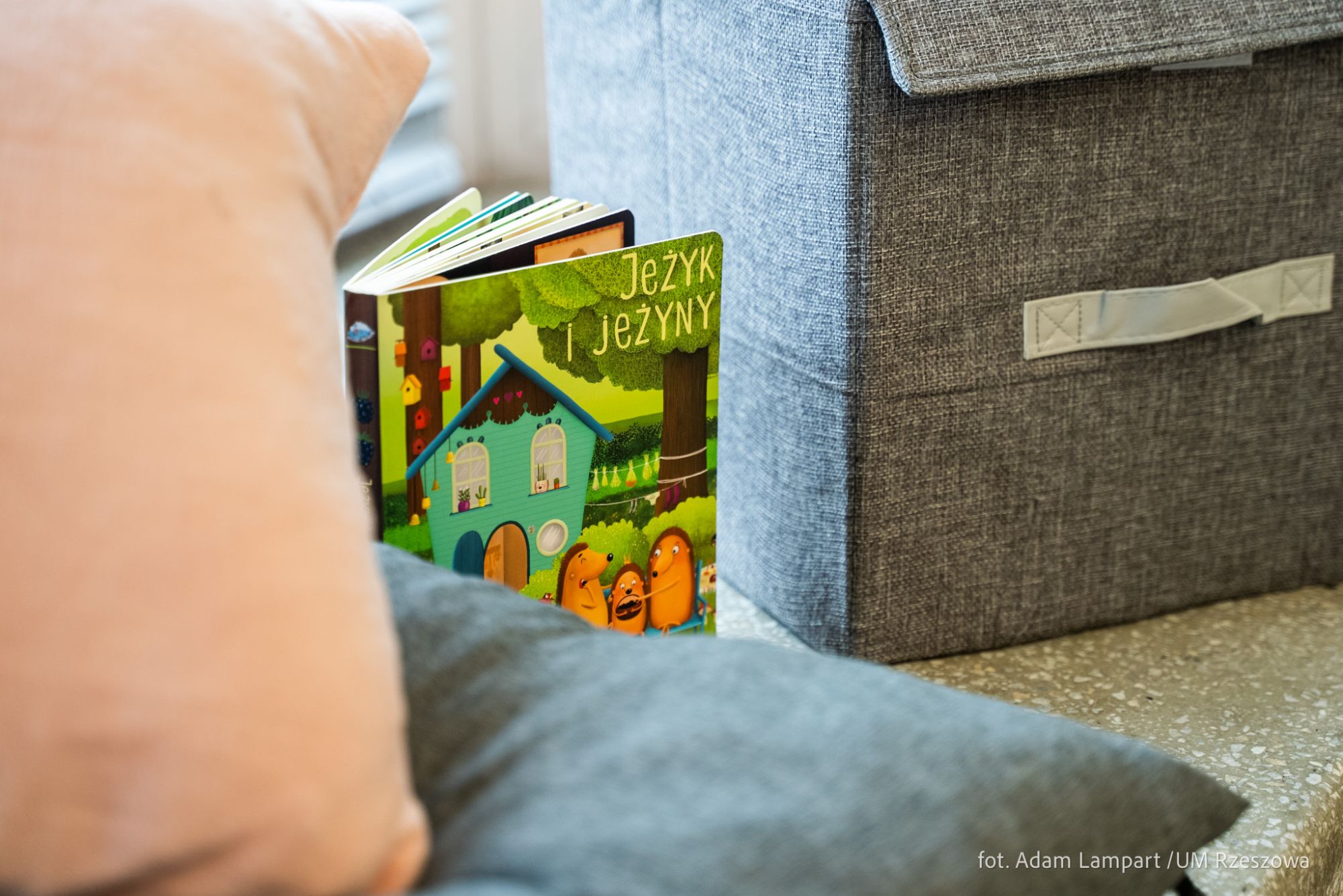 zdjęcia z otwarcia wyremontowanej Wojew&oacute;dzkiej i Miejskiej Biblioteki Publicznej przy ulicy Okulickiego w Rzeszowie, fot. Adam Lampart, Urząd Miasta Rzeszowa